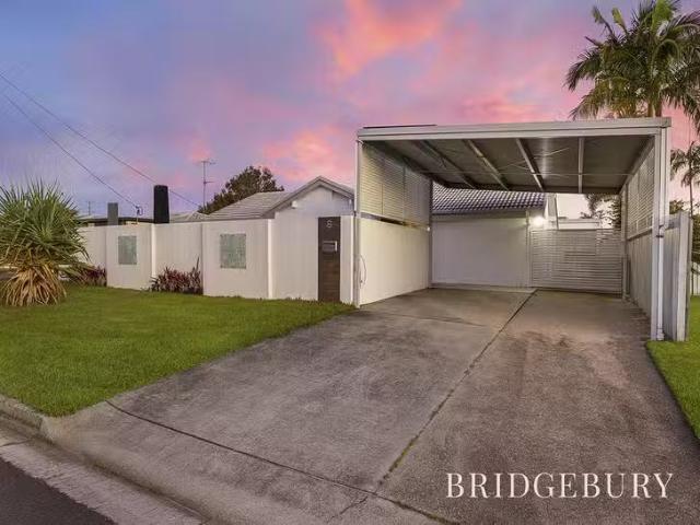 New 8 Slim Crescent, Golden Beach, QLD 4551