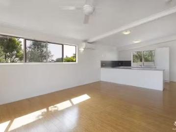 Charming 8 Stanaway Place, Bellbowrie, QLD 4070