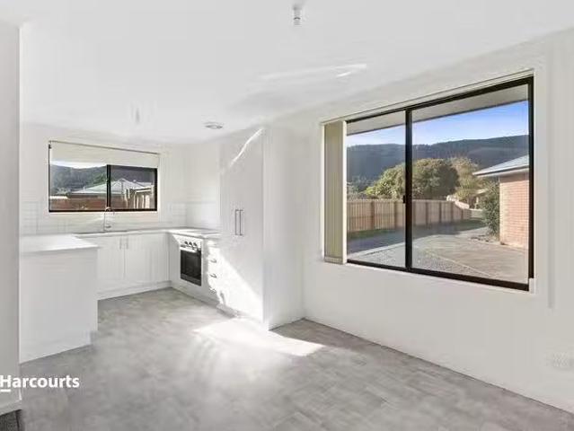 Cheap 8B Acacia Street, Huonville, TAS 7109