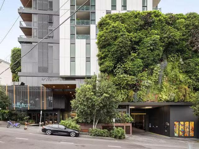 Cozy 904/4 Edmondstone Street, South Brisbane, QLD 4101