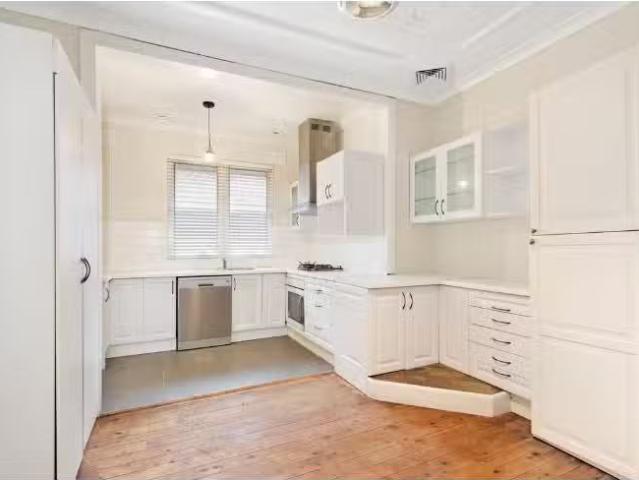 Nice 90 Church Street, Ryde Townhouse for rent Listed by Prop.
