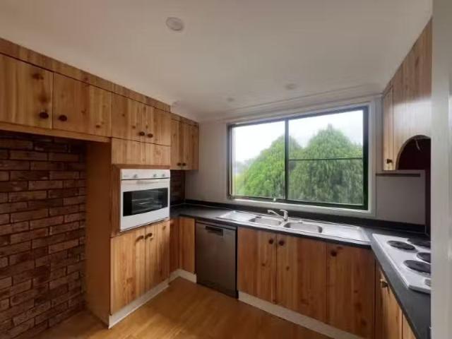 Cozy 9/14 Kelso Street, Singleton Townhouse for rent Listed b.