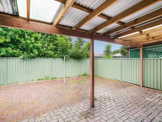 Deal! 9/216 224 Willarong Road, Caringbah, NSW 2229