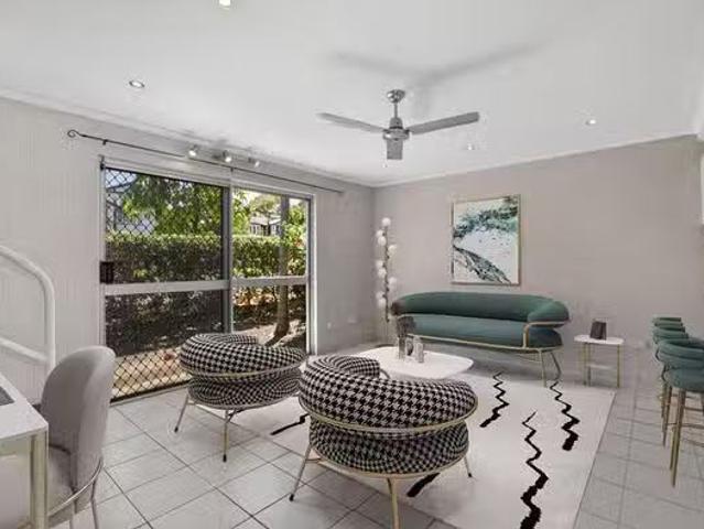 Cheap 9/21 23 Landsborough Street, North Ward, QLD 4810
