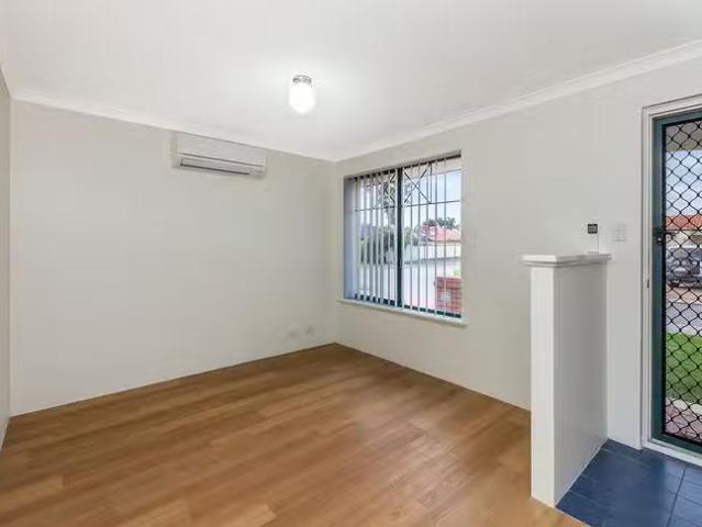New 9/22 Shoalhaven Place, Waikiki, WA 6169