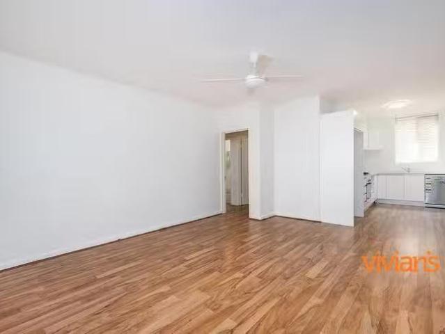 Deal! 9/4 Murray Avenue, Mosman Park, WA 6012
