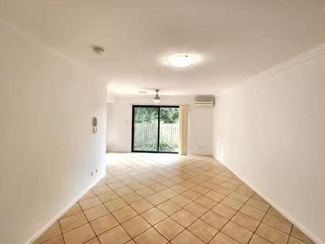 Cozy 9/50 54 John Street, Redcliffe, QLD 4020