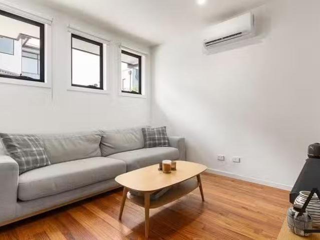 Cheap 9/62 Roberts Street, West Footscray, VIC 3012