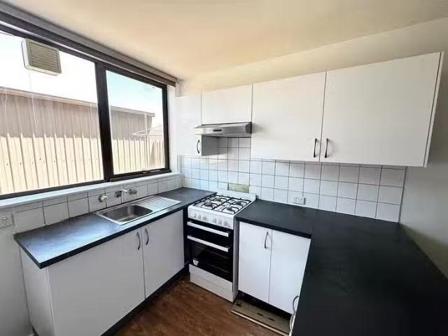 Just in! 9/745 Barkly Street, West Footscray, VIC 3012