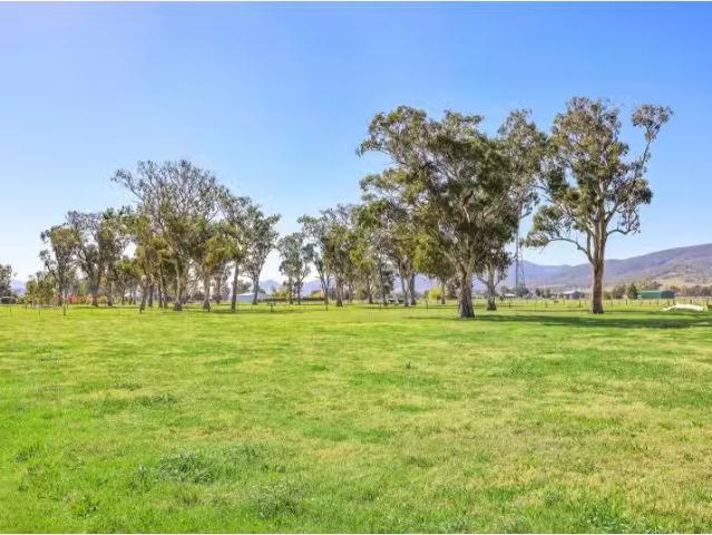 For Rent! 98 Middlebrook Road, Scone Property for rent Listed.