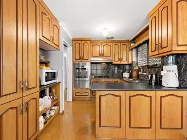 Unique 9 Albemarle Street, West Hindmarsh, SA 5007