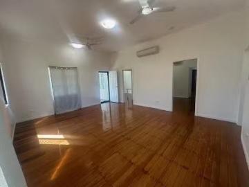 Cozy 9 Fanning Court, Balgal Beach, QLD 4816