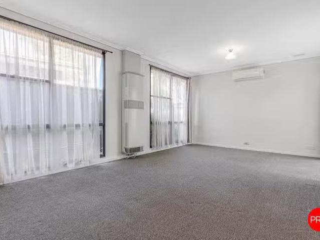 Charming 9 Laurie Court, California Gully, VIC 3556