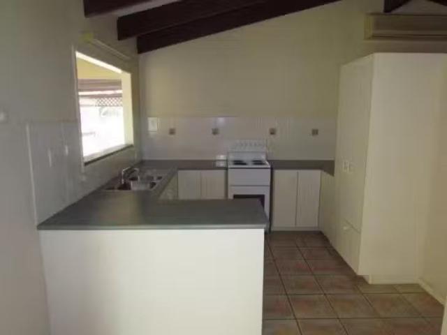 Cheap 9 Parsons Street, Rothwell, QLD 4022