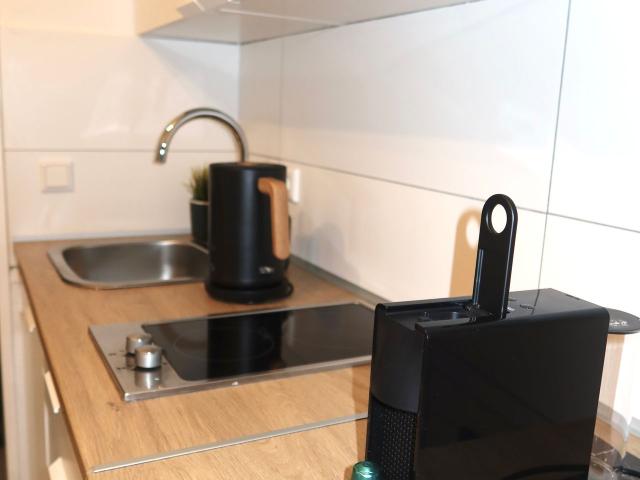 New & cozy apartment with elevator + parking in Wuppertal, Wuppertal Amsterdam Apartments for Rent