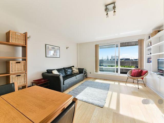 New Compton Street, London WC2H, 1 bed flat to rent, £3,000 pcm | PrimeLocation