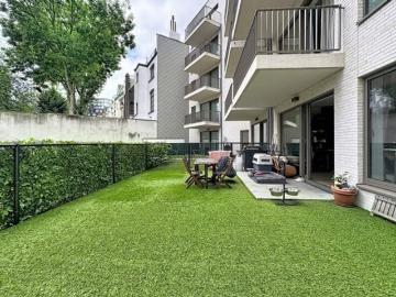 New construction 3 bedrooms with a garden September 1