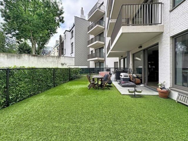 New construction 3 bedrooms with a garden September 1
