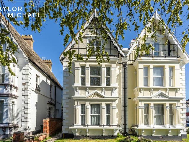 New Church Road, Hove BN3, 3 bed maisonette to rent, £1,850 pcm | PrimeLocation