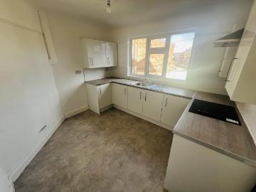 Apartment to rent in Bebington Wirral - Equipped kitchen