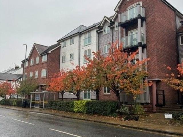 New Crane Street, Chester CH1, 2 bed flat to rent, £1,100 pcm | PrimeLocation