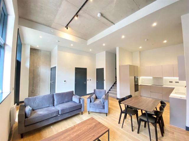 New Cross Central, Addington Street. 3 bed apartment to rent £2,300 pcm £531 pw