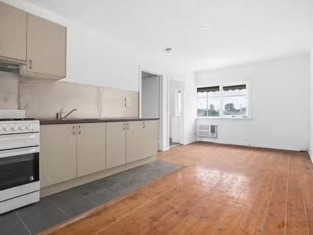 Just in! A/112 Nepean Highway, Mentone, VIC 3194