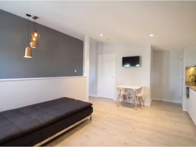 Deal! A/76 Annandale Street, ANNANDALE Apartment for rent Lis.