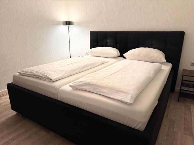 New and awesome flat in Essen, Essen Amsterdam Apartments for Rent
