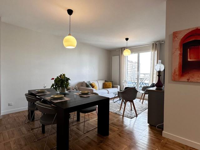 New and carefully furnished three room apartment with a wonderful view of Paris