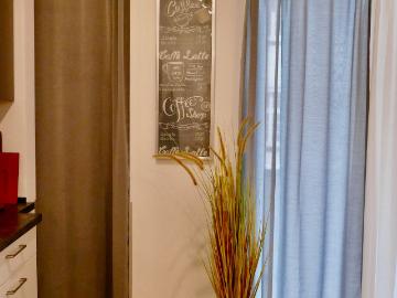 New and centrally located apartment with underground parking space, Frankfurt Amsterdam Apartments for Rent