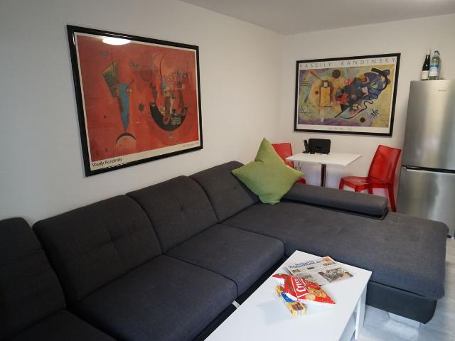 New and centrally located apartment in Stuttgart Stammheim, Stuttgart Amsterdam Apartments for Rent