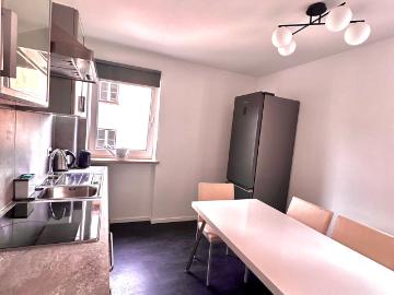 New and charming suite in vibrant neighbourhood