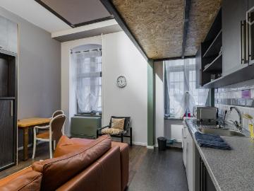New and gorgeous suite with at U Bahnhof Güntzelstr, Berlin Amsterdam Apartments for Rent
