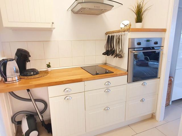 New and quiet flat in Köln, Koln Amsterdam Apartments for Rent