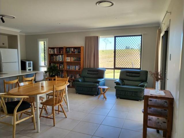 New and Quiet Home With A View in Junction Hill