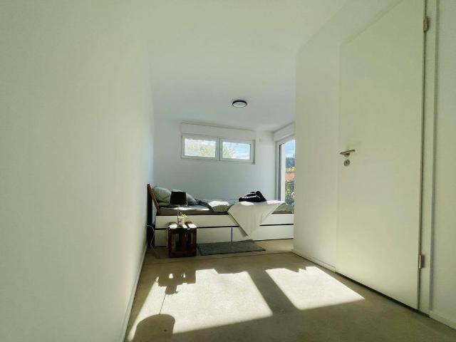 New and quiet partially furnished apartment in Hürth, Hurth Amsterdam Apartments for Rent