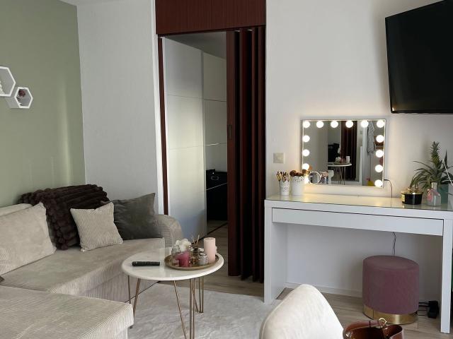 New and wonderful apartment in Stuttgart Ost *temporary*, Stuttgart Amsterdam Apartments for Rent
