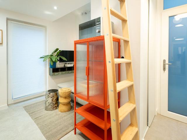 New air conditioned studio flat Terrace, Lyon Amsterdam Apartments for Rent