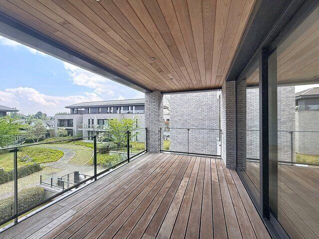 new apartment with high quality finishes