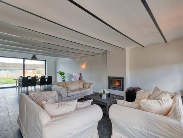 New architect house 5 bedrooms 3 bathrooms PEB A