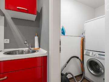 new & awesome apartment * top location * balcony * parking garage inclusive, Frankfurt Amsterdam Apartments for Rent