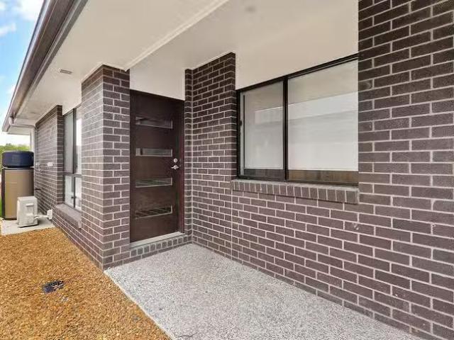 Deal! B/20 Lena Street, Browns Plains, QLD 4118