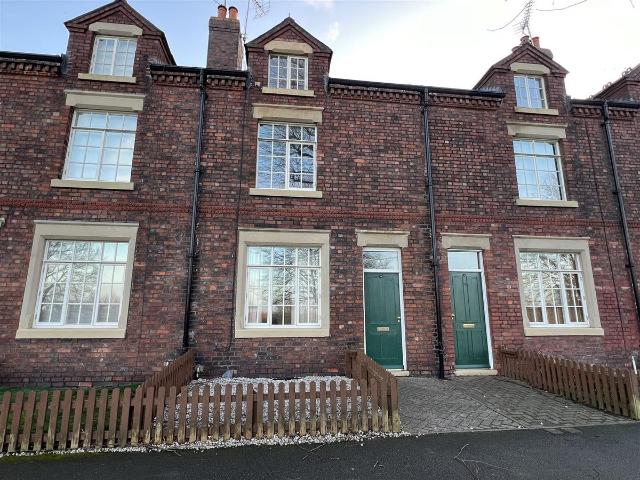 New Bolsover, Bolsover, Chesterfield S44, 3 bed terraced house to rent, £900 pcm | PrimeLocation