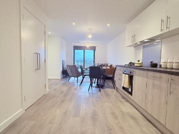New Baillie Street, Rochdale, OL16 2 bed apartment to rent £1,255 pcm £290 pw