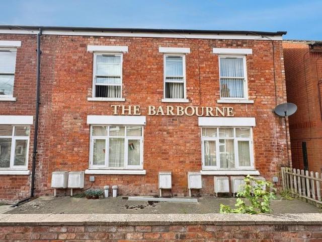 New Bank Street, Worcester. 1 bed flat to rent £800 pcm £185 pw