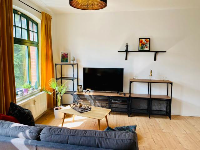 New & Beautiful loft * trendy neighbourhoods Leipzig South * Connewitz * Smart TV * WIFI, Leipzig Amsterdam Apartments for Rent