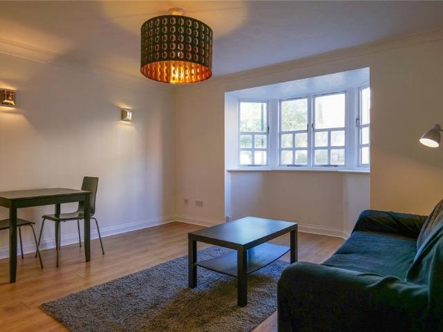 New Bright Street, Reading, Berkshire, RG1