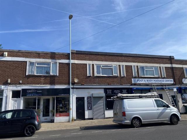 New Broadway, Worthing 2 bed flat to rent £1,950 pcm £450 pw