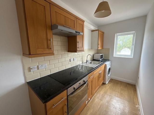 New Broadway, Uxbridge UB10, 1 bed flat to rent, £1,495 pcm | PrimeLocation
